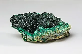 Malachite — mineral specimen