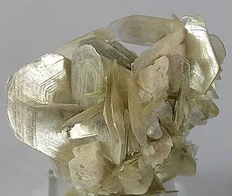Muscovite — mineral specimen